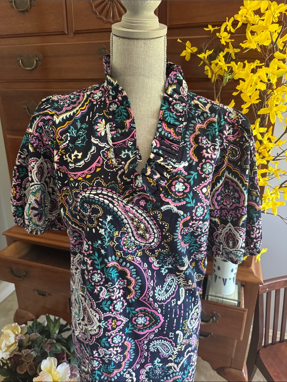 Crown & Ivy Puff Sleeve Ruffle Neck Paisley Printed Dress Size Large - Picture 3 of 11